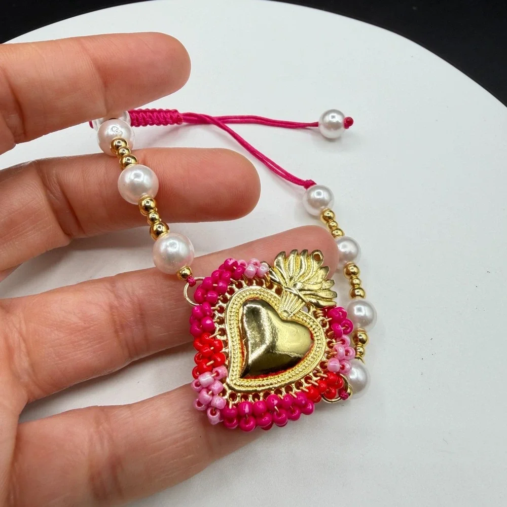 Sacred Heart Bracelet Pink Beaded Pearl Adjustable Gold Tone Valentine Boho